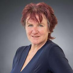 Portrait von Dipl.-Agraringenieurin Annette Polt