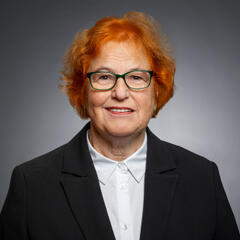 Portrait of Andrea Wendt
